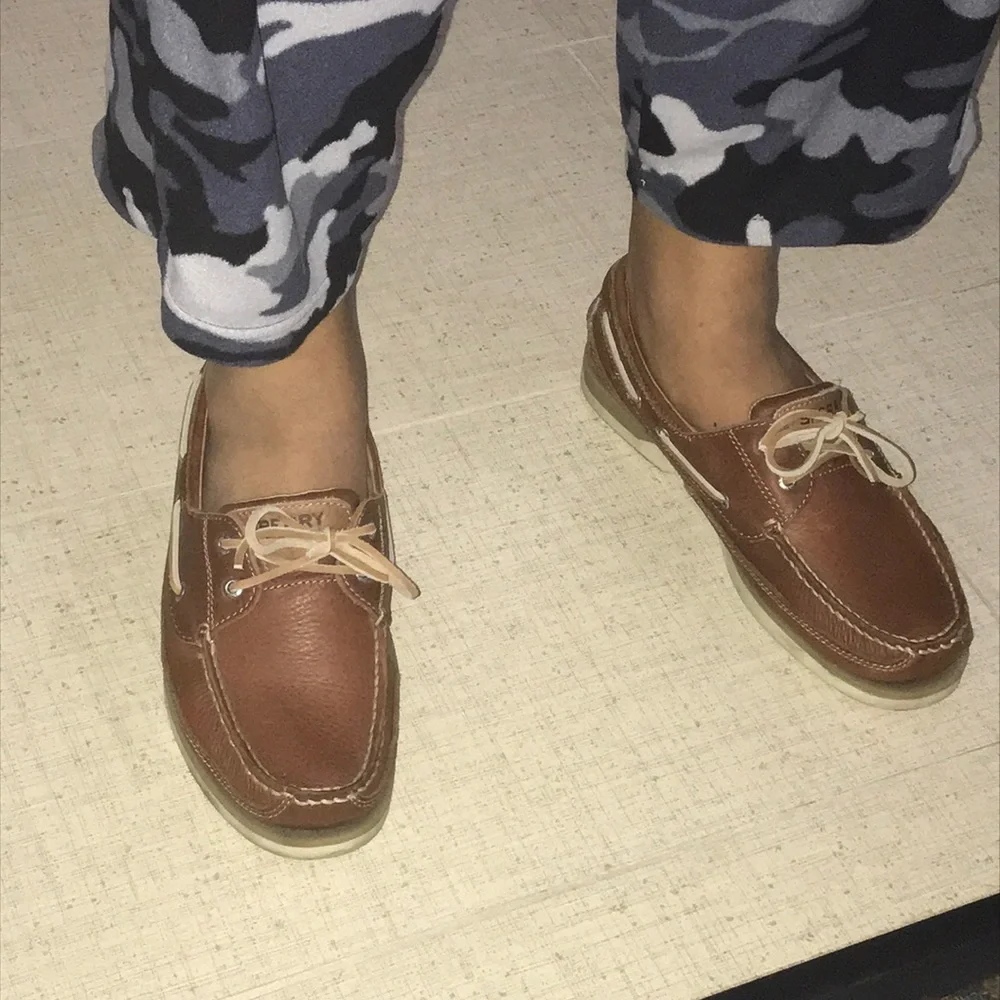 - Sperry Men’s shoes in brown leather boat style vintage